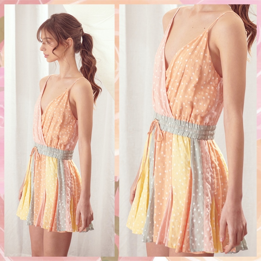 📌 STORIA Sexy Star Print Skort Romper Elasticized Waist Intricate Pleats V-Neck - Picture 9 of 12